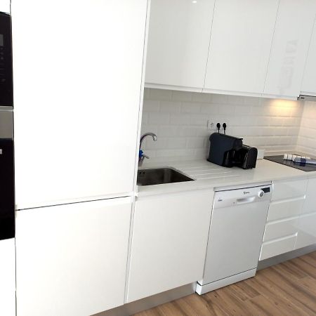 White Pearl Apartment Central Confy Spacious ลากอส ภายนอก รูปภาพ