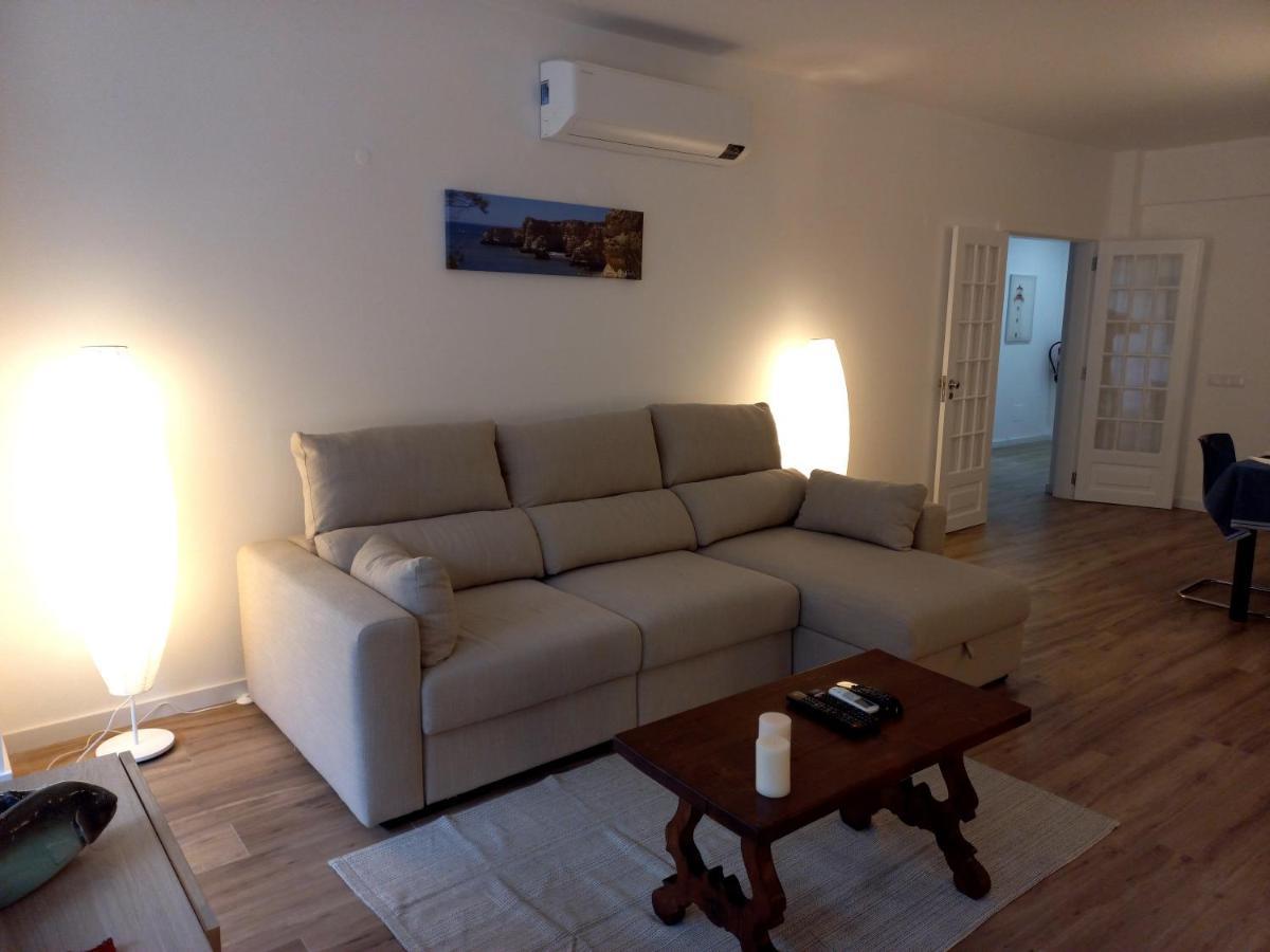 White Pearl Apartment Central Confy Spacious ลากอส ภายนอก รูปภาพ