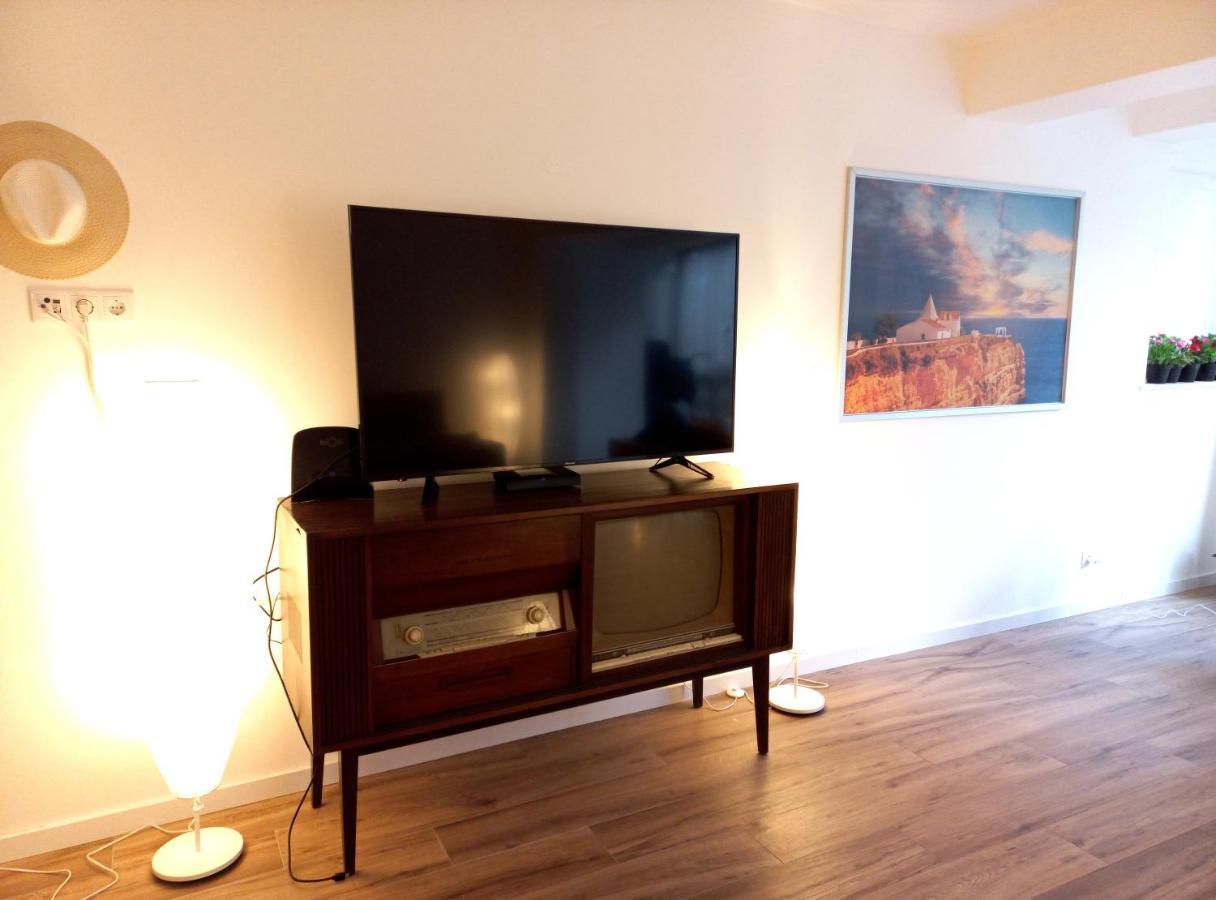 White Pearl Apartment Central Confy Spacious ลากอส ภายนอก รูปภาพ