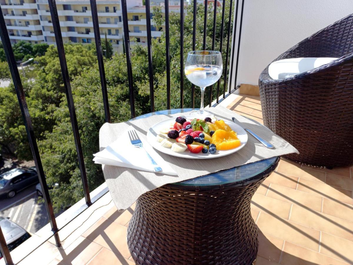 White Pearl Apartment Central Confy Spacious ลากอส ภายนอก รูปภาพ