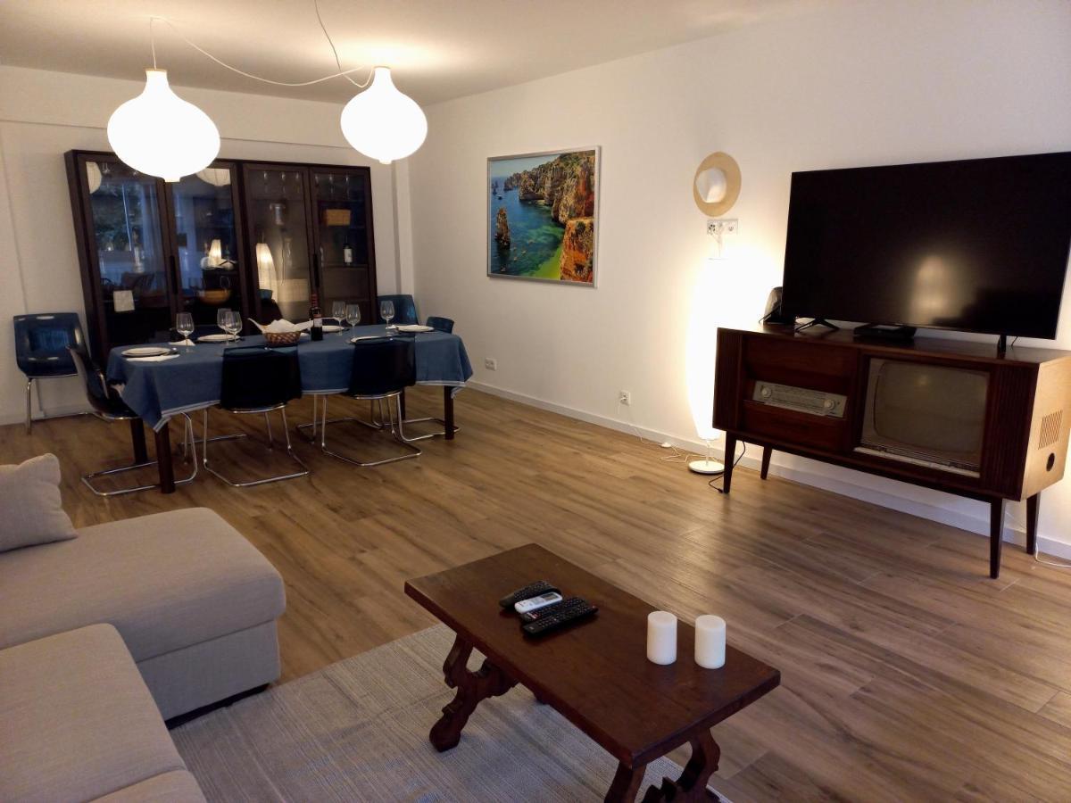 White Pearl Apartment Central Confy Spacious ลากอส ภายนอก รูปภาพ